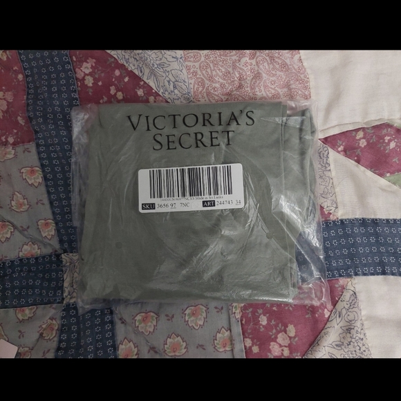 NEW VICTORIA'S SECRET TIE BACK TANK TOP SHIRT - Picture 5 of 8
